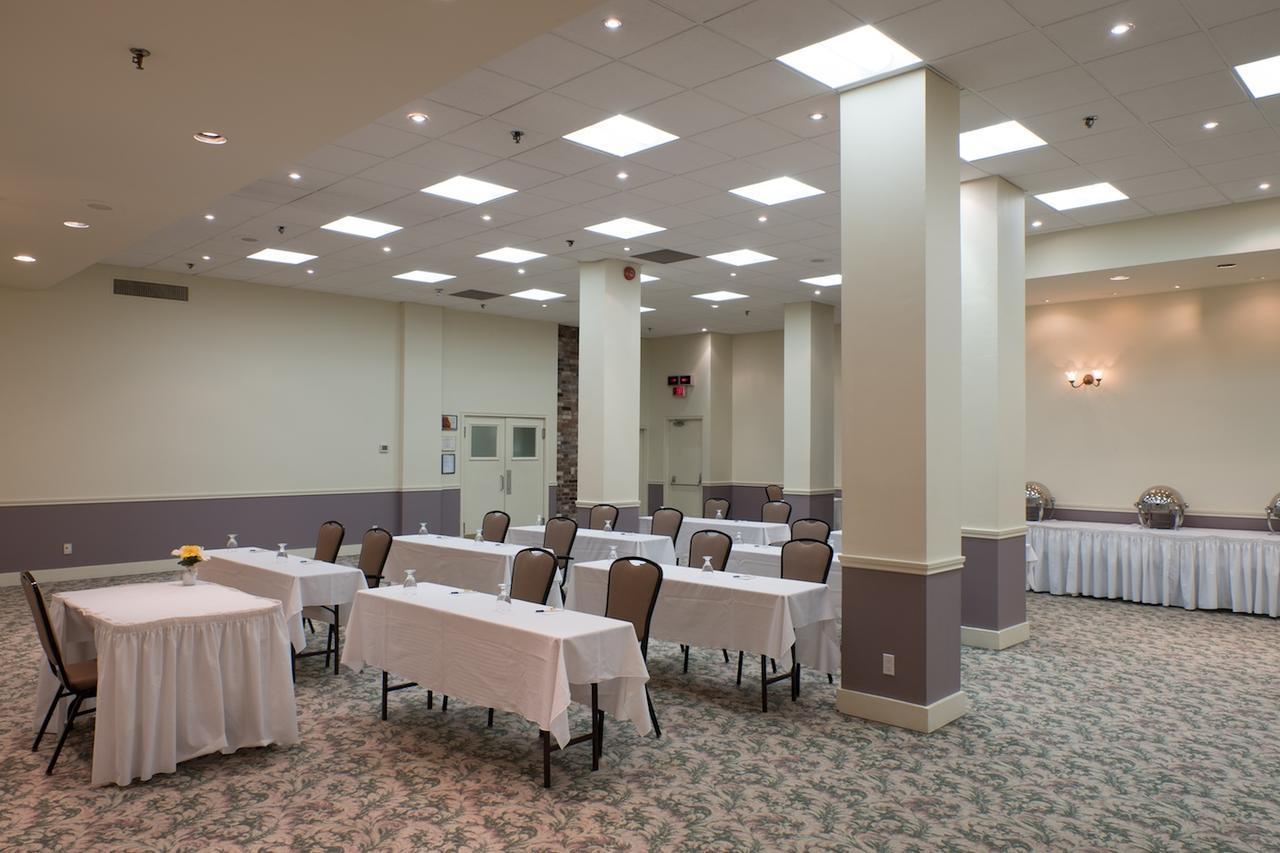 The Roehampton Hotel Торонто Экстерьер фото